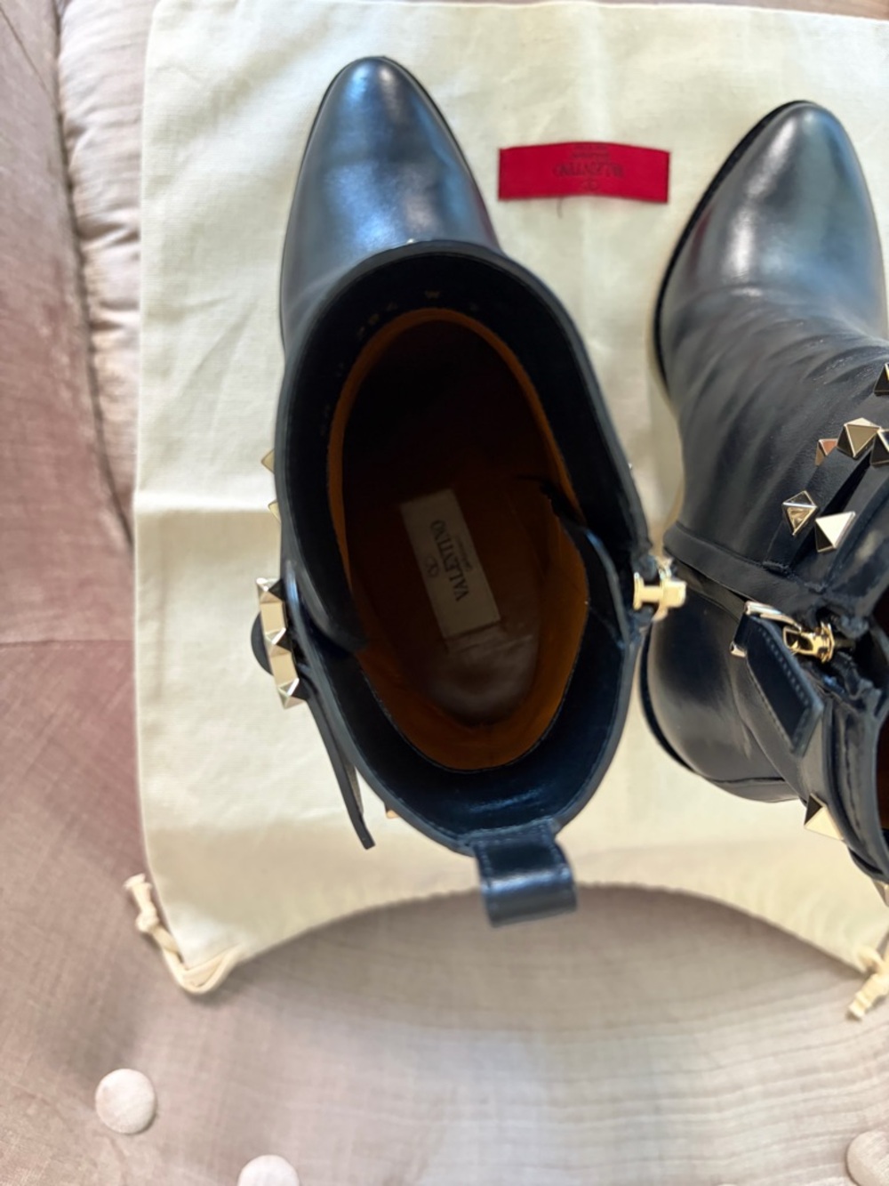 Valentino Garavani Black Leather Stud-Trim Ankle Boots - Size 38 - Picture 10 of 10